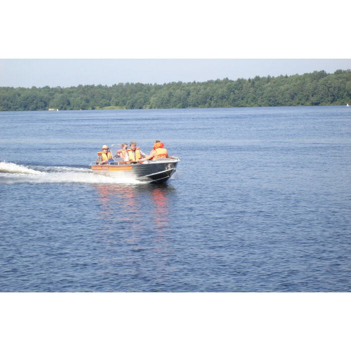 Wellboat-46 консоль - алюминиевая моторная лодка