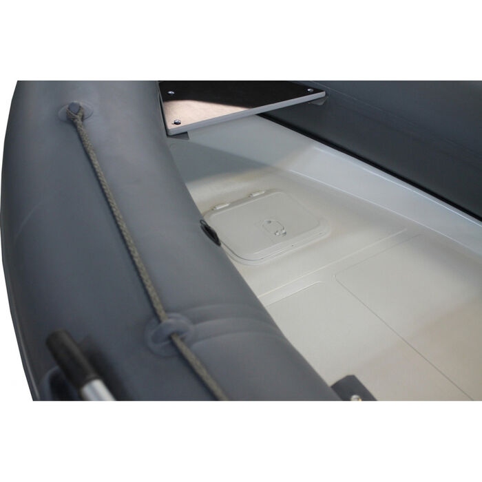 WinBoat 440R с малыми рундуками -  классический РИБ - жёстко-надувная моторная лодка