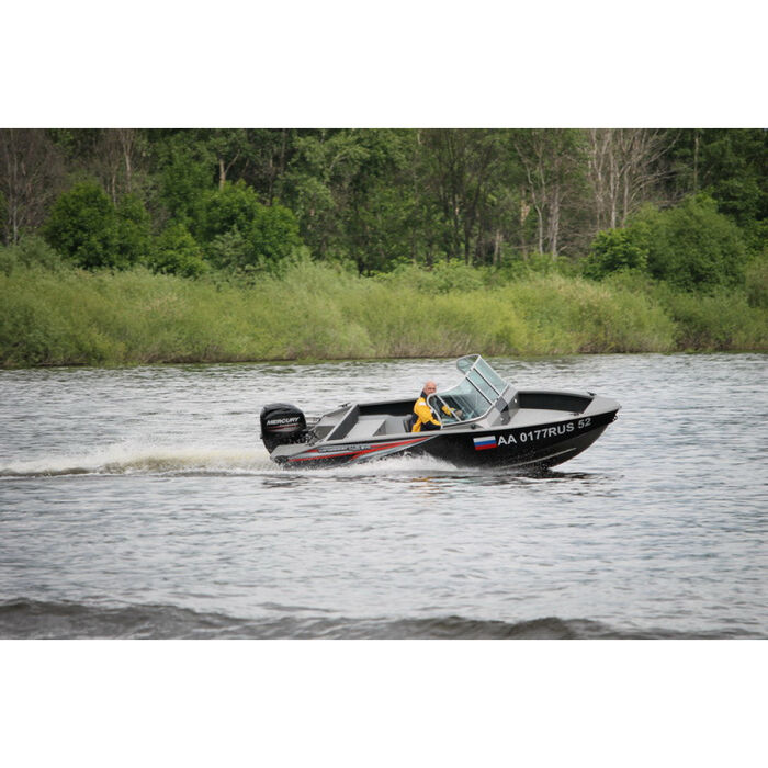Windboat 4.6DС EVO двухконсольная - алюминиевая моторная лодка