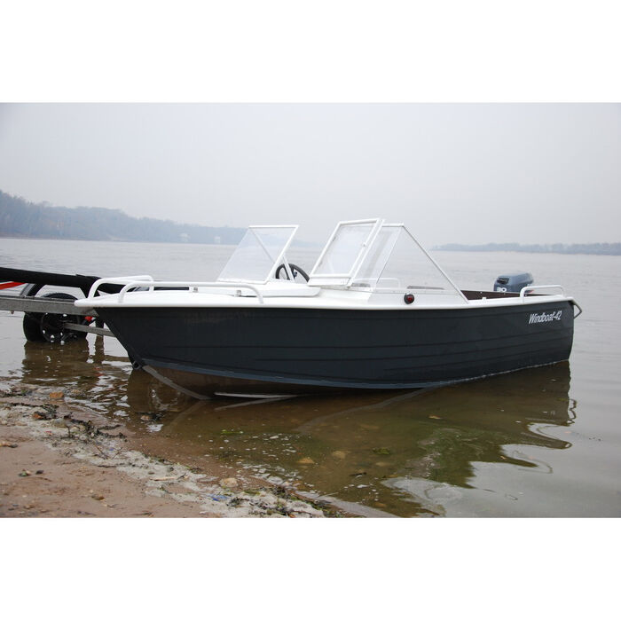 Windboat 42MPro капотная - алюминиевая моторная лодка