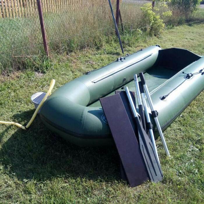 FLINC FT320L с фанерным полом-книжкой - моторная надувная лодка ПВХ